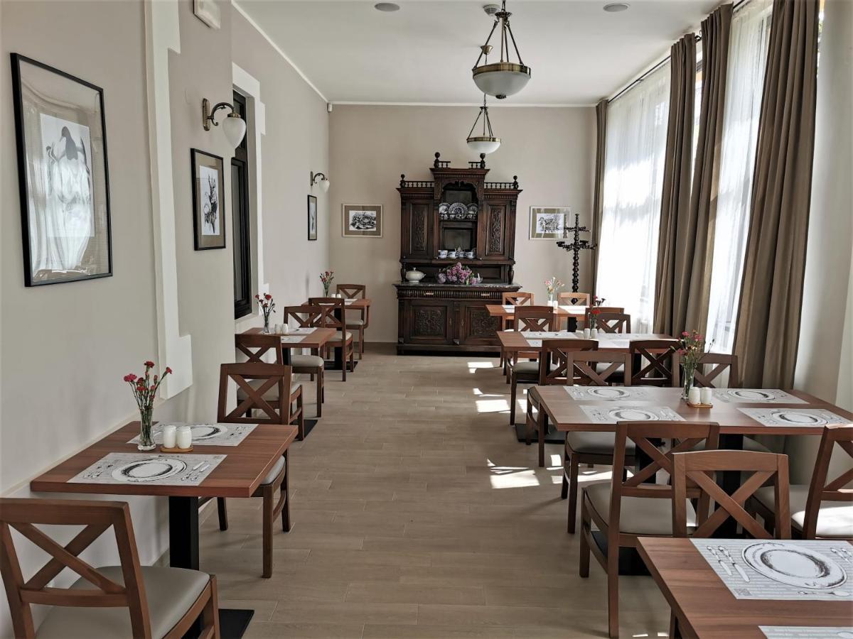 Hotel Svycarsky Dum Sneznik Luaran gambar
