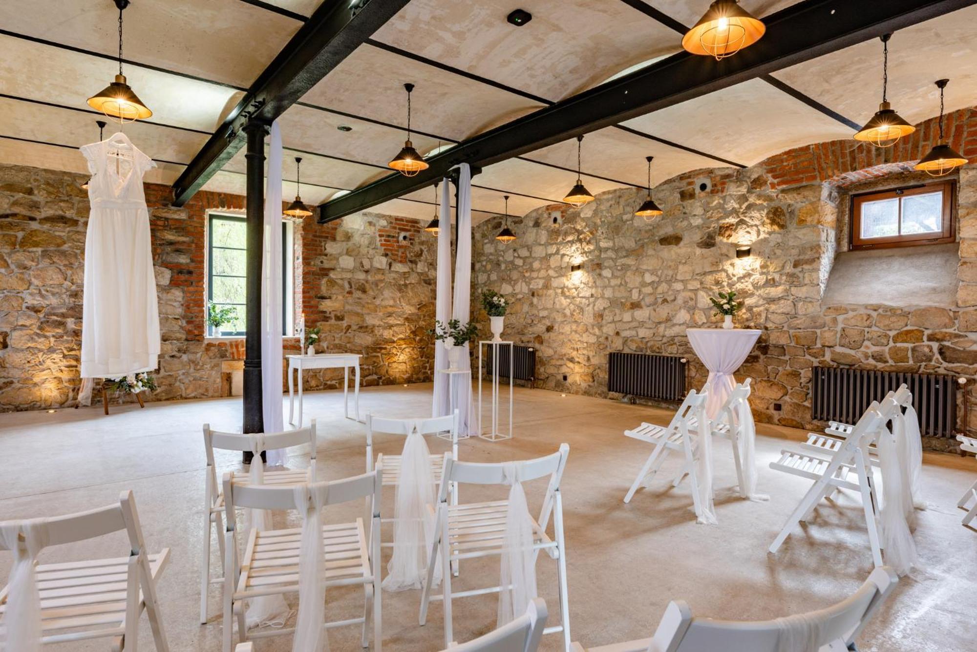 Hotel Svycarsky Dum Sneznik Luaran gambar