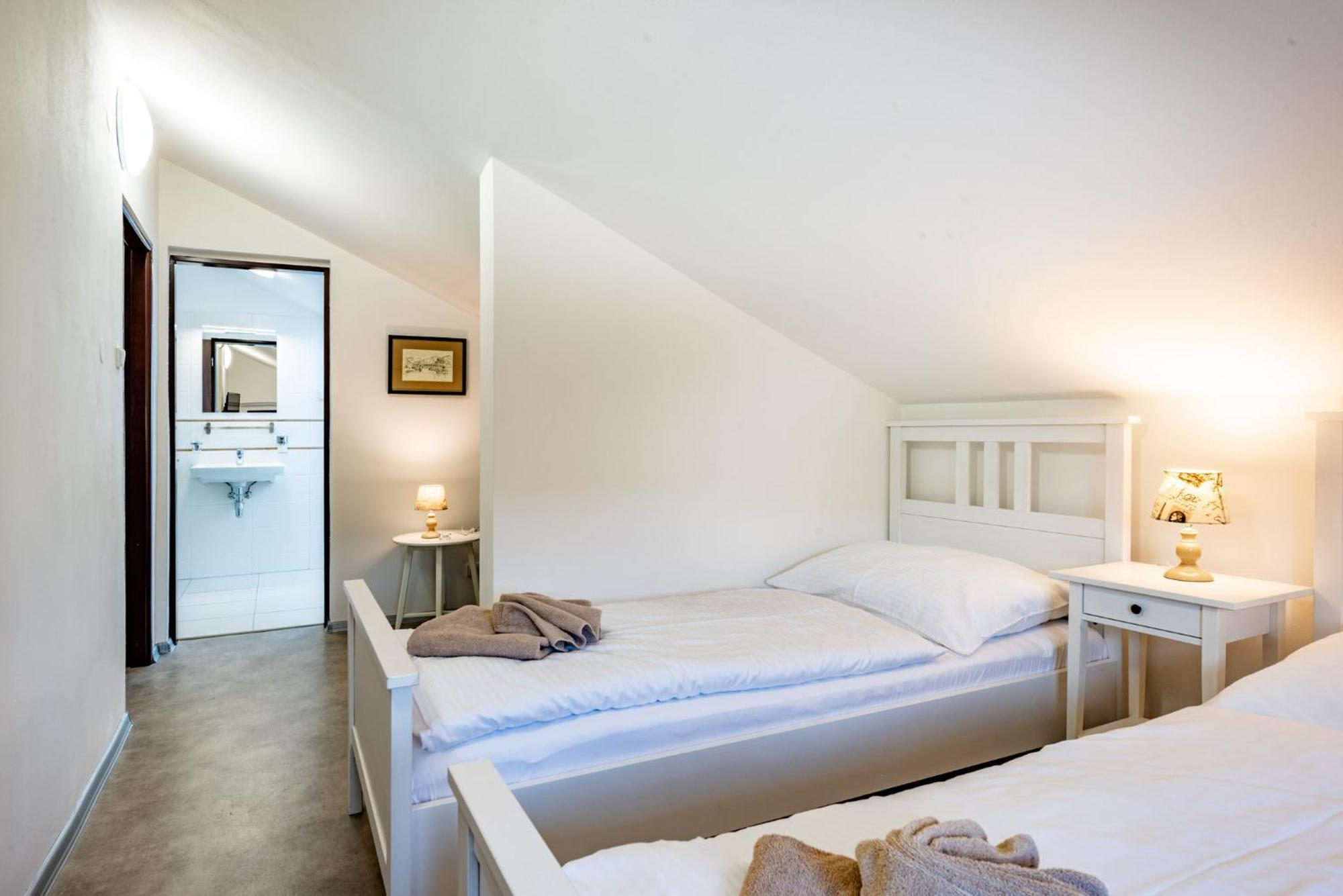 Hotel Svycarsky Dum Sneznik Bilik gambar