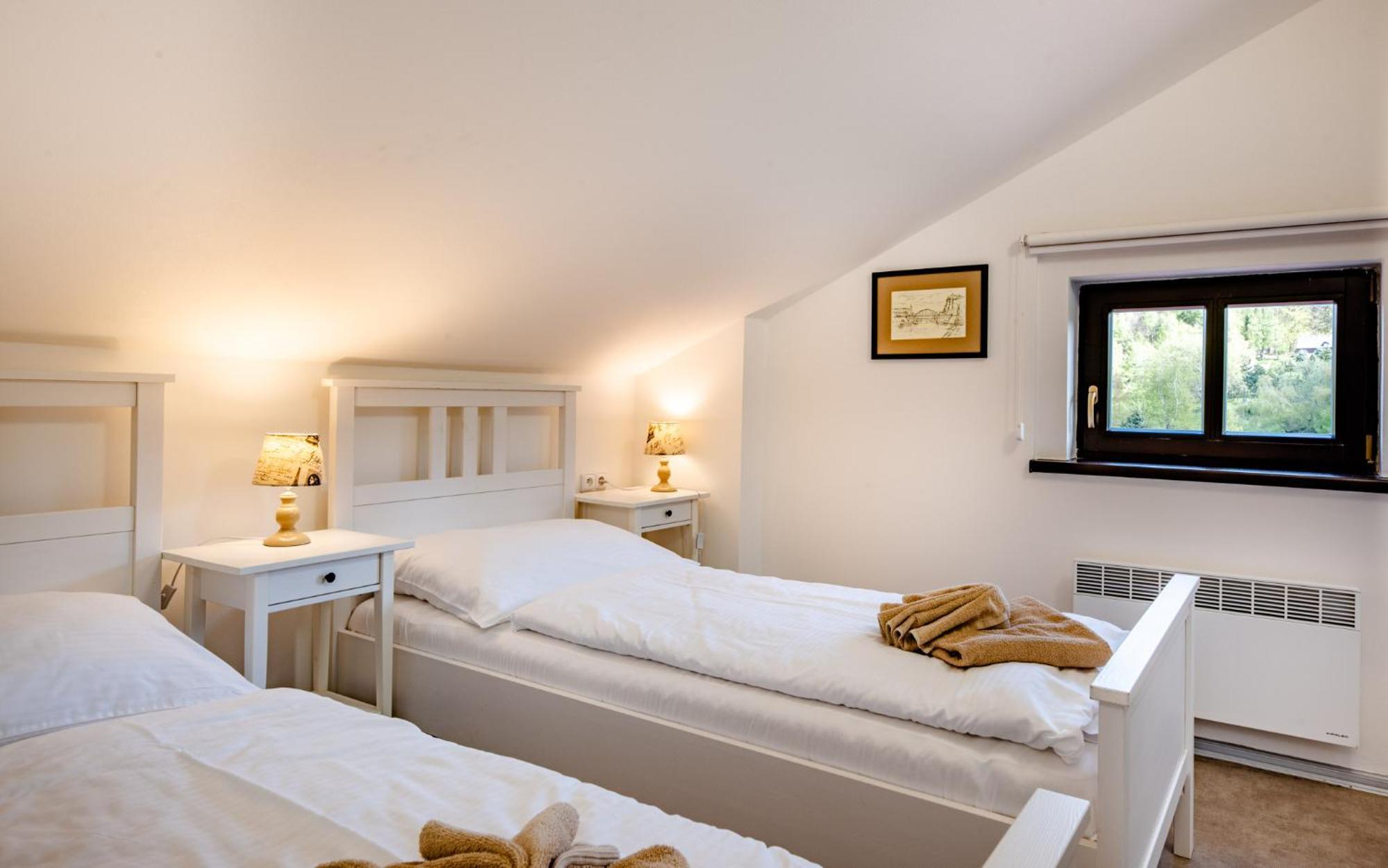 Hotel Svycarsky Dum Sneznik Bilik gambar