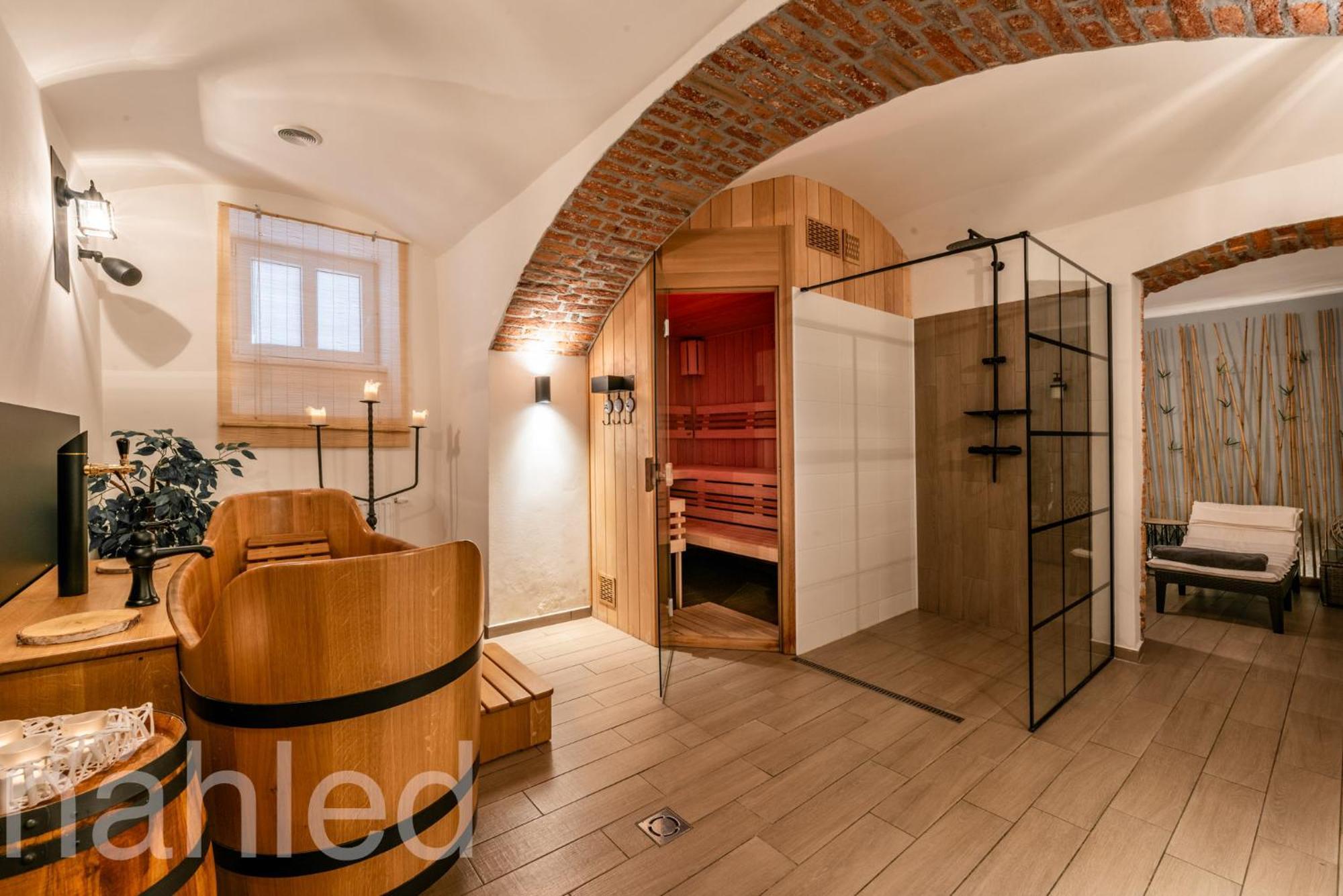 Hotel Svycarsky Dum Sneznik Luaran gambar