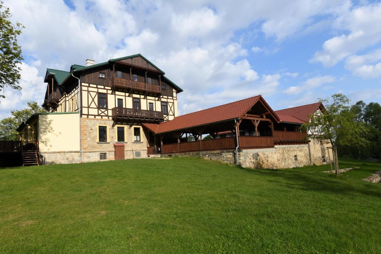 Hotel Svycarsky Dum Sneznik Luaran gambar
